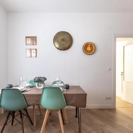 Amplio Y Acogedor Junto Al Ayuntamiento Apartment